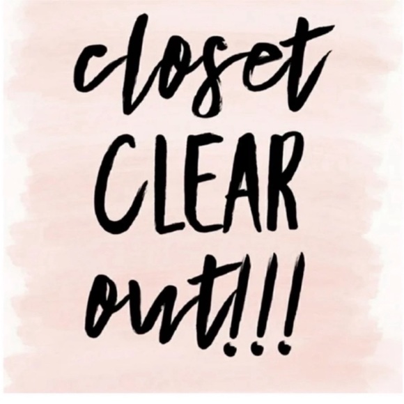 Closet Clear Out 🛍️💕 - Picture 2 of 5